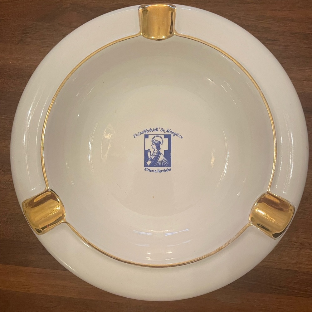 Vintage Belgian ashtray made by Boch Freres (Boch Brothers)